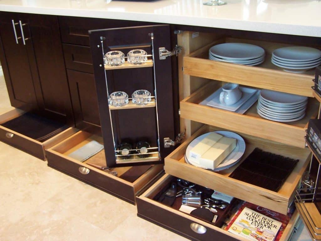 Drawers Rather of Cabinets